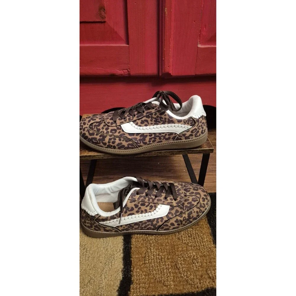 New Maurices 8.5 M SuperCush Demi Leopard Lace Up Sneakers Animal Print